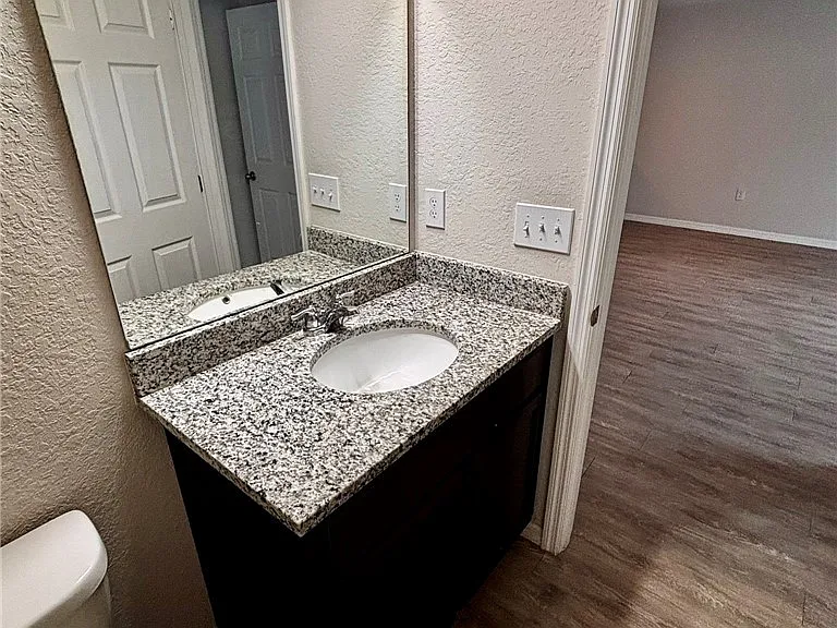 9437 N Travis Dr — Photo 14