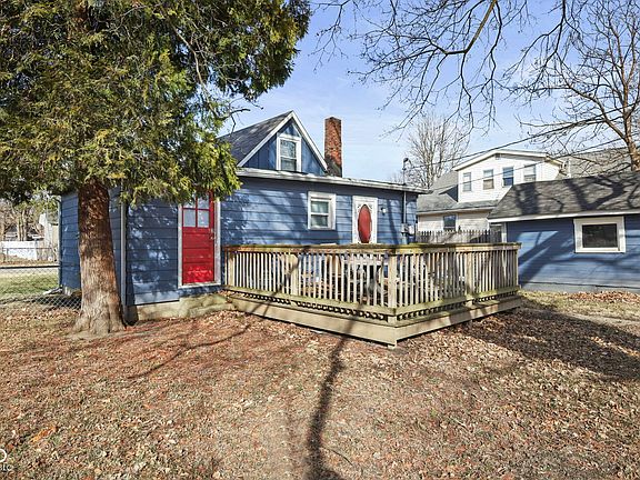 4th image of 914 Chestnut St