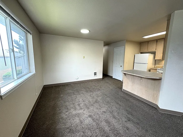 804 E White Birch Ave. — Photo 4
