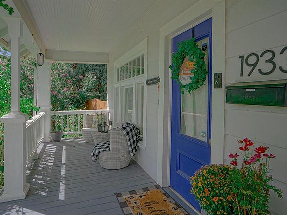 5th image of 1933 Carteret Avenue