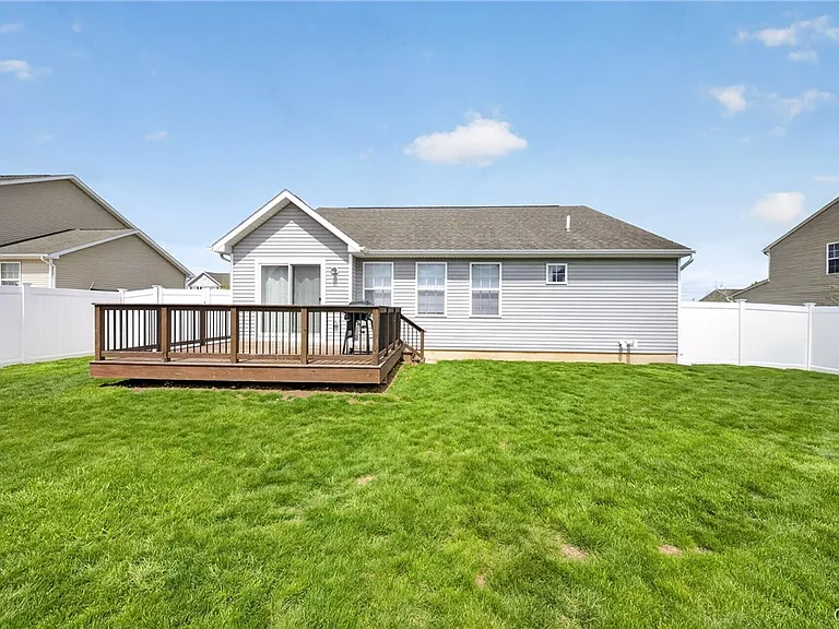 5472 Alfreton Dr — Photo 5