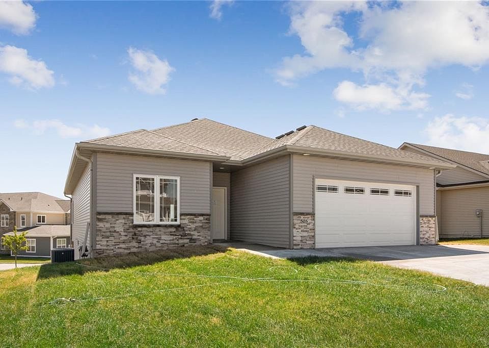 1st image of 505 NW Somerset Ct