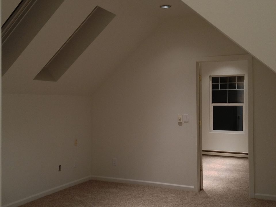 Upstairs bonus room