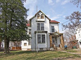 1037 Academy Ave, Cincinnati, OH 45205