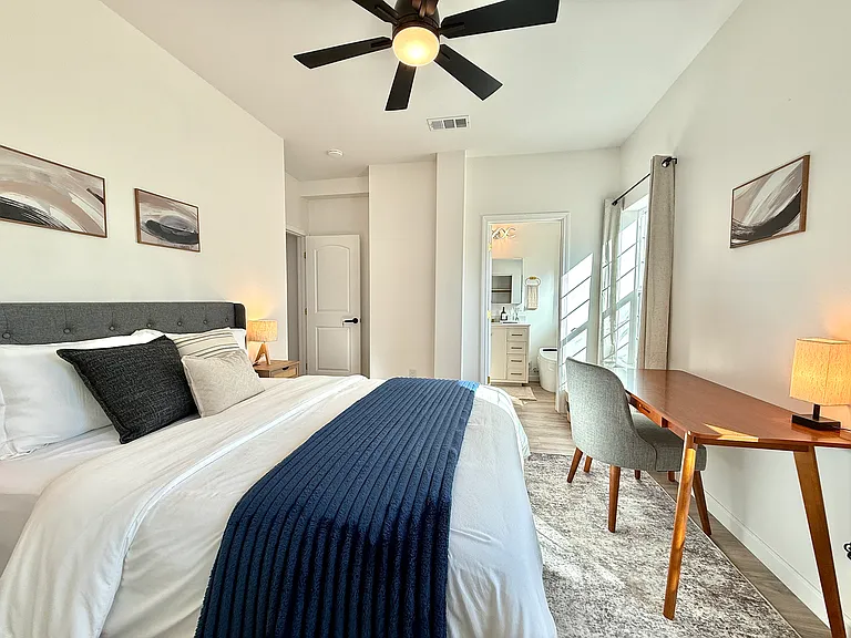 3229 S Sherbourne Dr — Photo 38