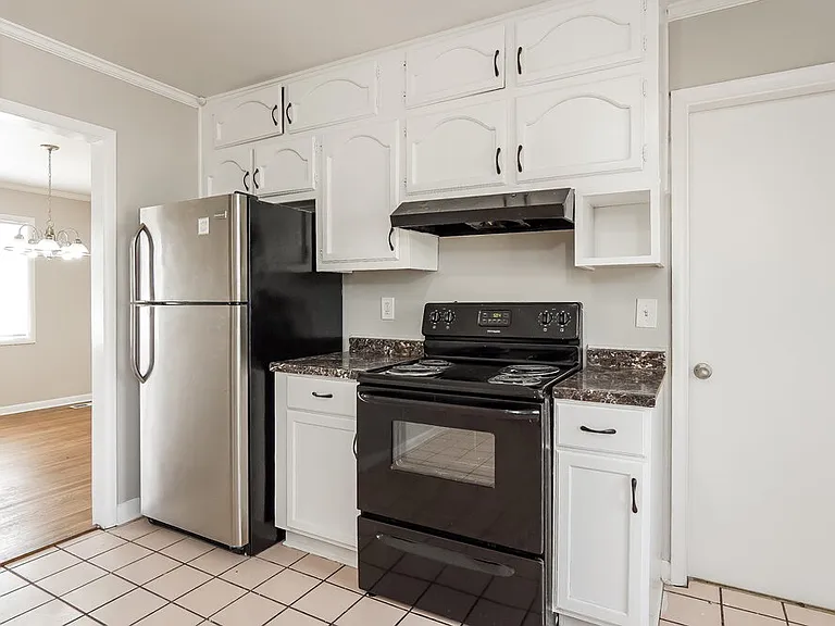 224 Tanglewood Cir — Photo 10