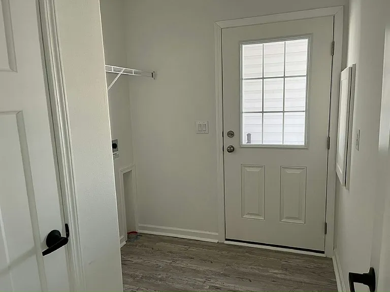 1662 Coralwood Ln #352 — Photo 10