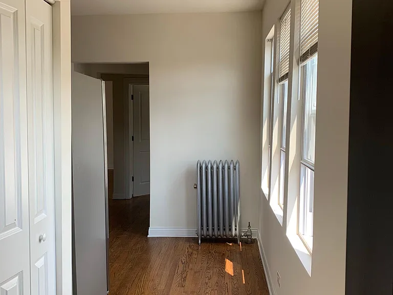 4941 W Medill Ave #2 — Photo 6