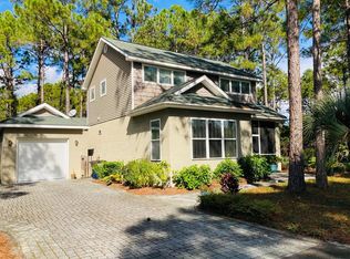 125 Skimmer Ln, Carrabelle, FL 32322