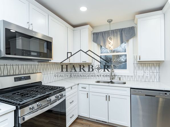 1709 8 1/2 Ave SE