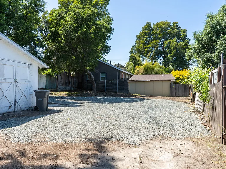 3115 13th Ave — Photo 12