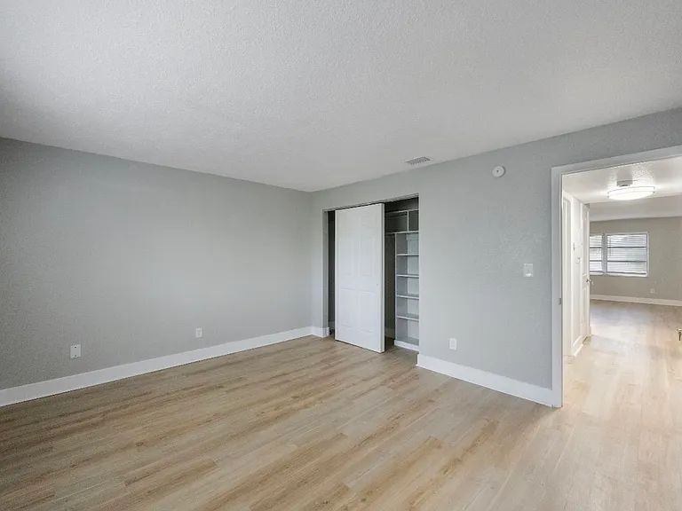3060 Clinton St S #4 — Photo 10