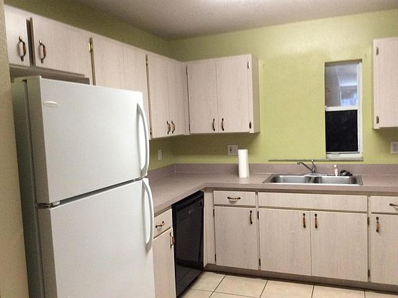 5th image of 4604 E Seward St