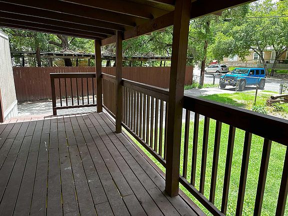 4th image of 25231 Brewer Dr