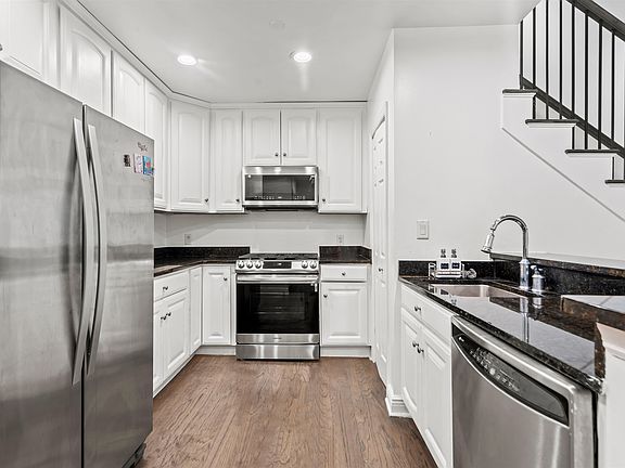 4th image of 7400 River Rd APT 442