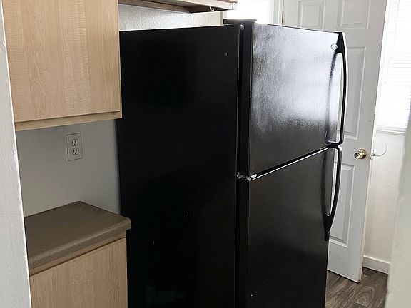 5th image of 4521 E Linwood Blvd