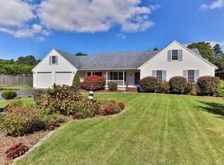 25 Old Carriage Dr, Harwich, MA 02645