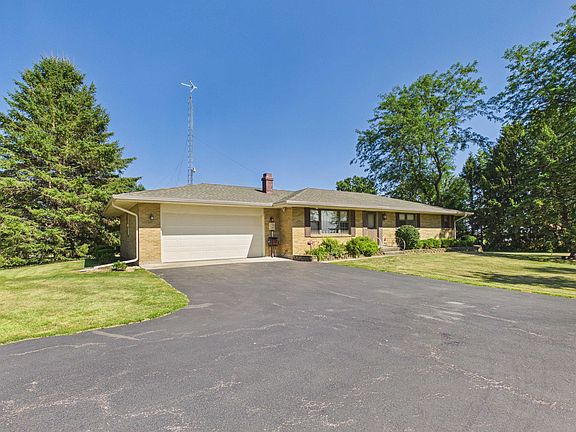 3rd image of 3862 Westfield Rd