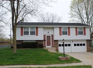 1027 Terracewood Dr, Englewood, OH
