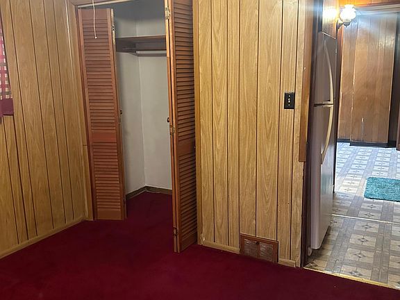 3rd image of 126 Longnecker St