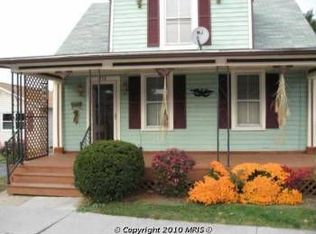 958 Woodstock Ln, Winchester, VA 22601