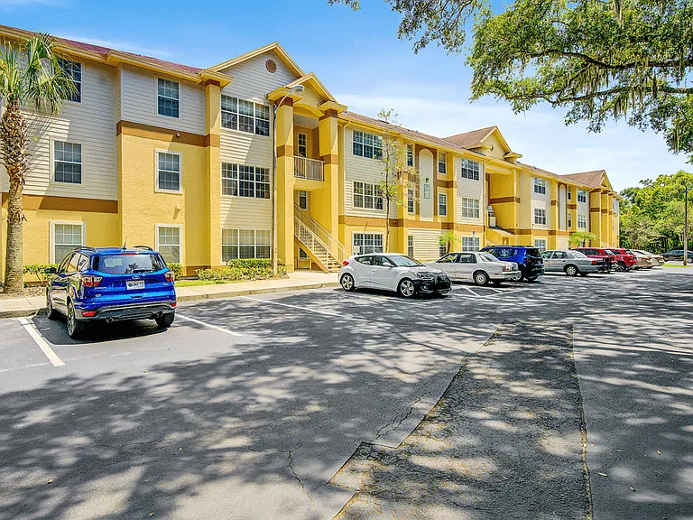Williams Landing and Villas Apartments — Photo 19