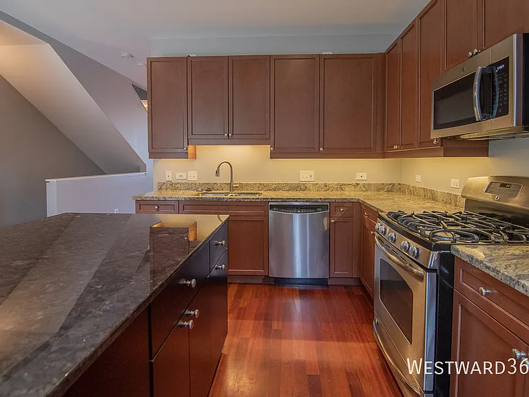 1152 N Cleveland Ave #2 — Photo 5