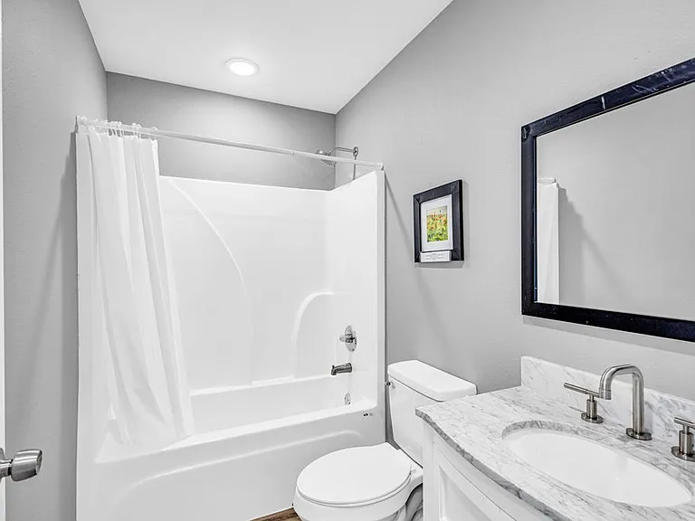 107 E Orchard Loop — Photo 14