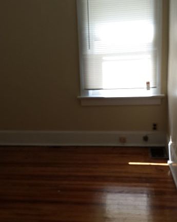 3rd image of 3336 Bevis Ave