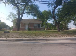 835 Grosvenor St, San Antonio, TX 78221