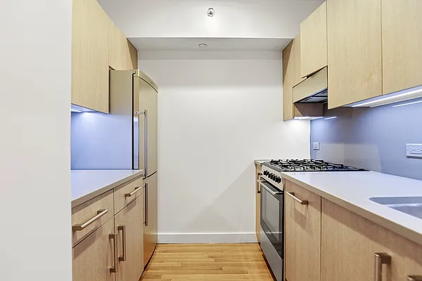 Rented by Stonehenge NYC LLC | media 3