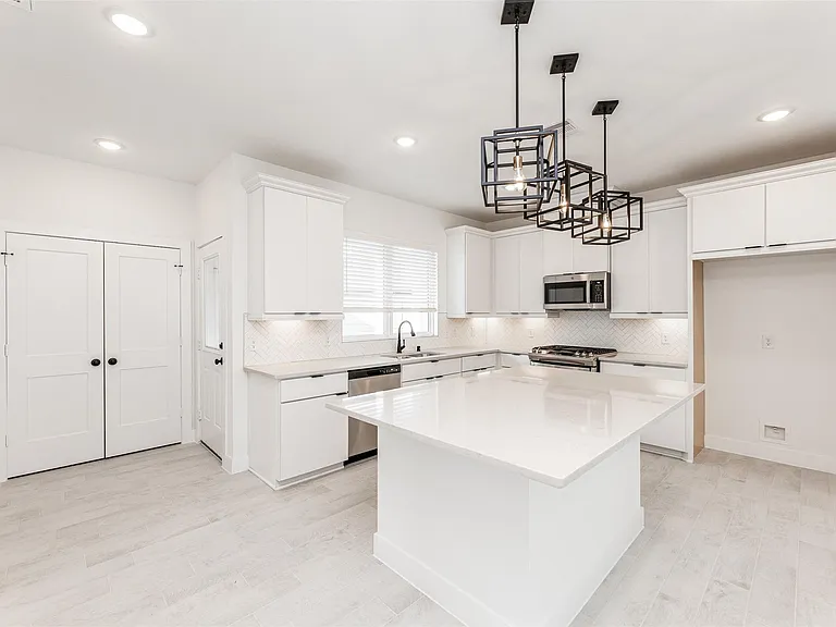 15131 Colorado Bend Park Dr — Photo 14