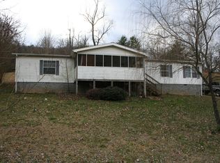 522 Laurels Rd, Johnson City, TN 37601