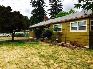 10431 NE Holladay St, Portland, OR 97220