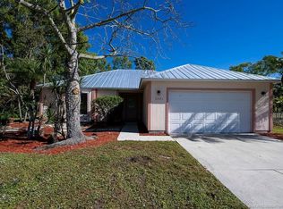 2221 SE Braddock St, Port Saint Lucie, FL 34952