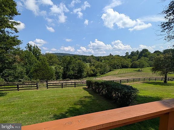 2nd image of 7831 Carters Run Dr