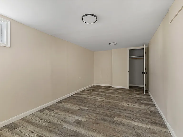 11610 S Aberdeen St — Photo 5