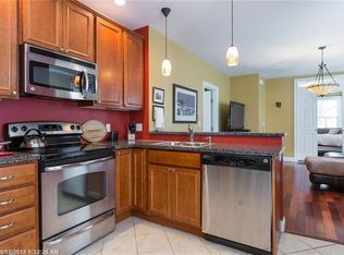 84 Beckett St, Portland, ME 04101