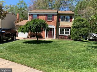 26 Lakeside Dr, Marlton, NJ 08053