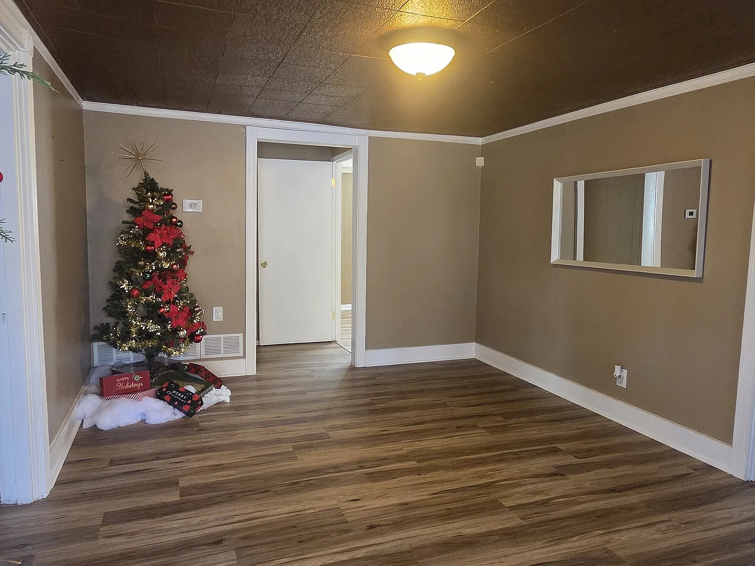 2 bed, 1008 sqft, $1,750 — Photo 4