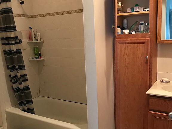 2nd image of 51 Cottage St #3