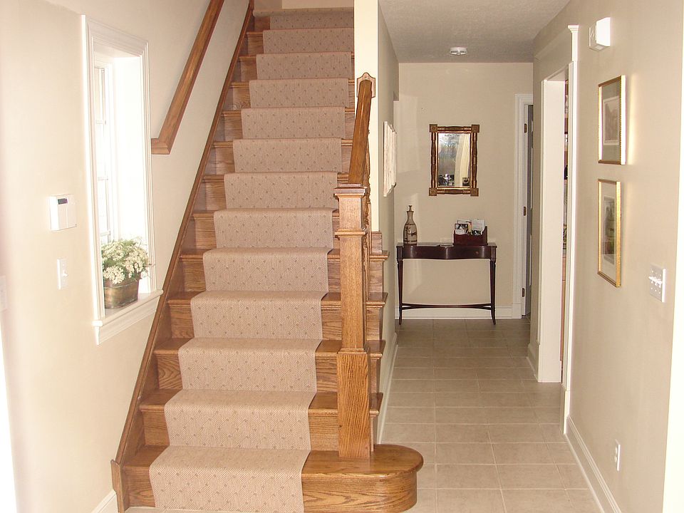 1st image of 522 Spicebush Ln