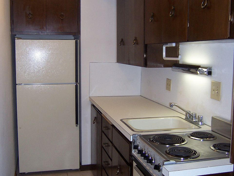 2nd image of 4301 SW Hanford St APT 6