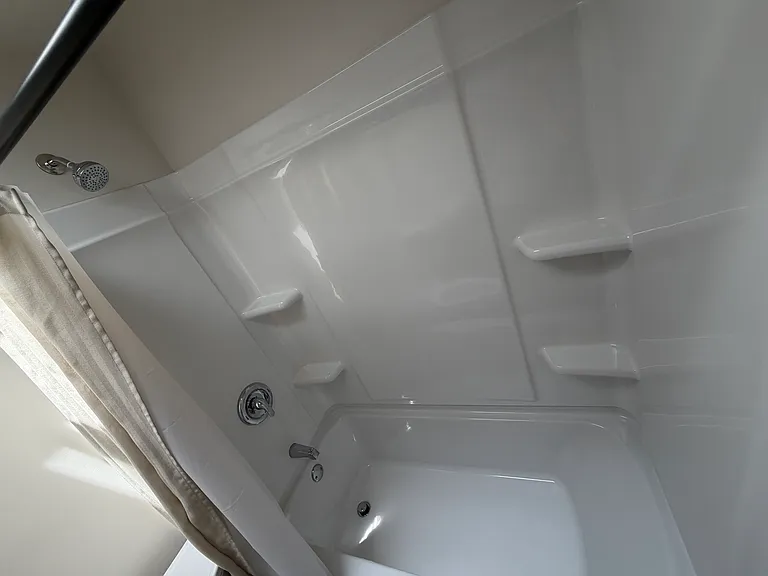349 Mary St — Photo 17