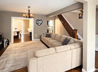 336 Livingston Ave, Lyndhurst, NJ 07071