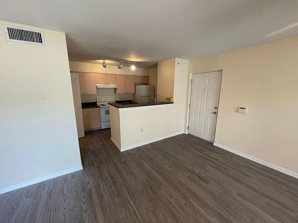 4220 San Marino Blvd APT 103, West Palm Beach, FL 33409 | Zillow