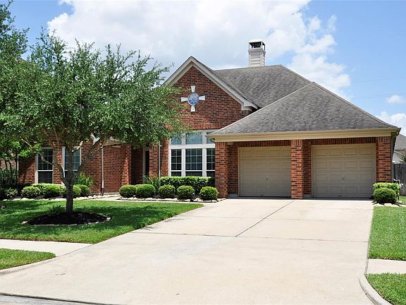 2nd image of 8906 Distant Woods Dr
