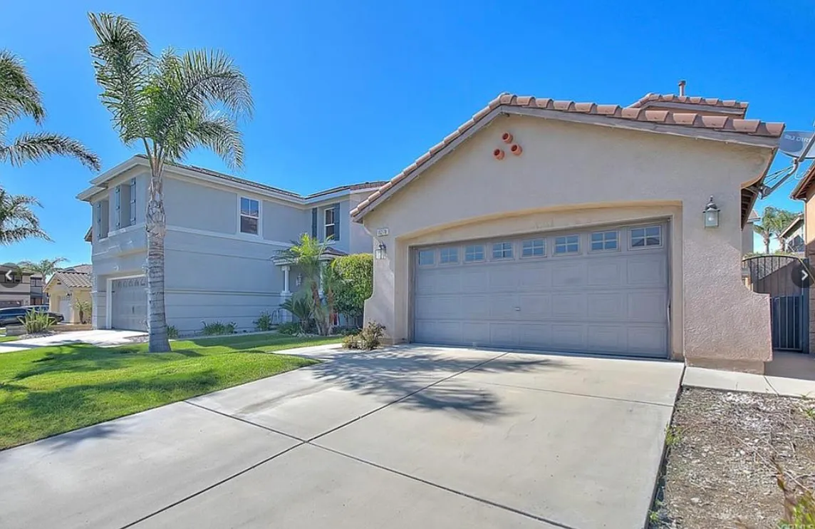 3 bed, 2320 sqft, $3,600 — Photo 4