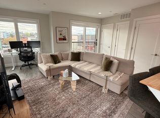 200-204 Old Colony Ave #301, Boston, MA 02127