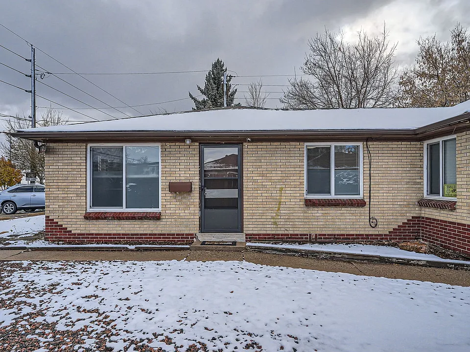 corner unit with up to 3 designated parking spaces